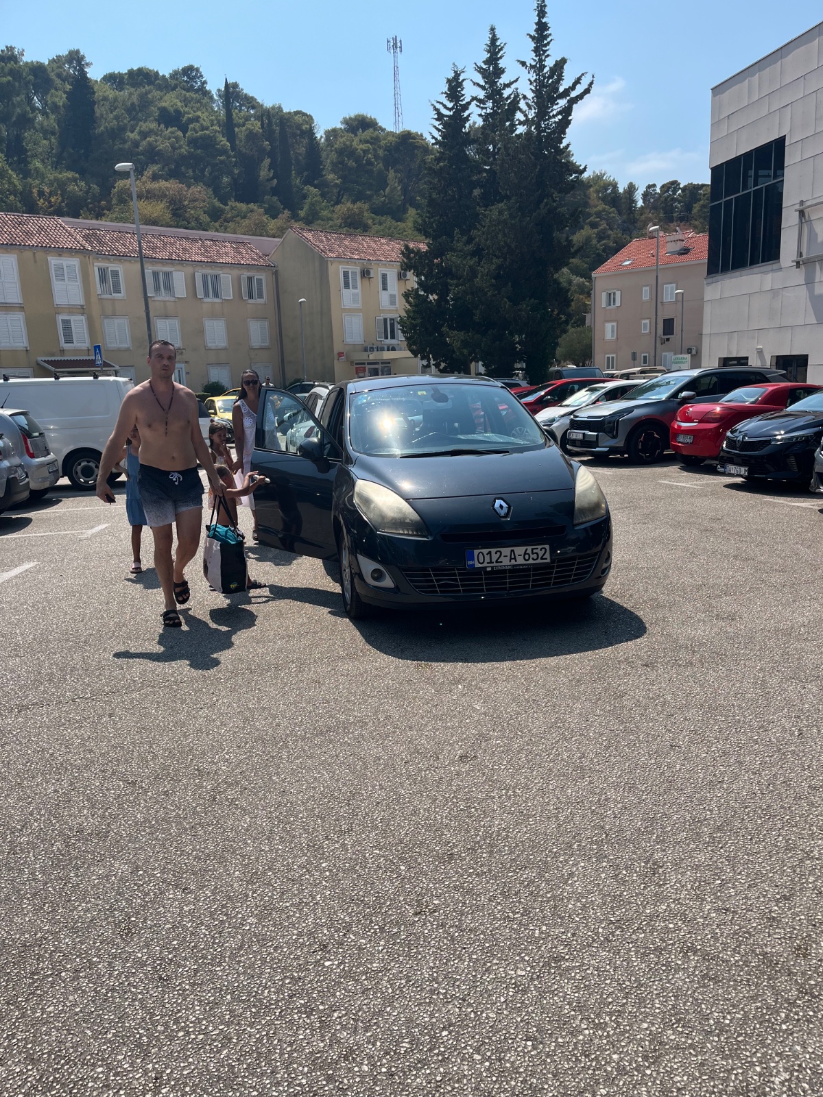 Nepropisno parkiranje